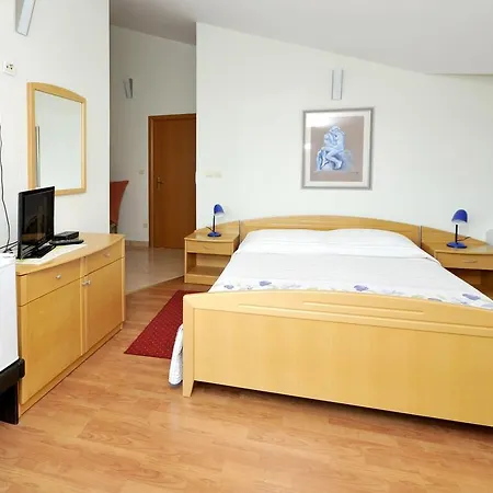 Appartement Lida *
