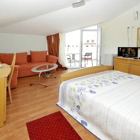 Appartement Lida *
